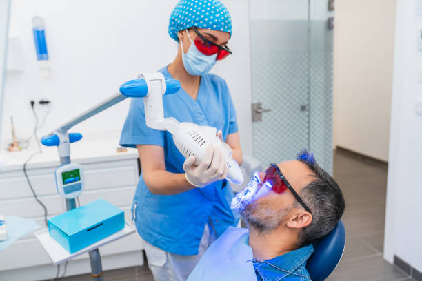 Teeth Whitening in CT